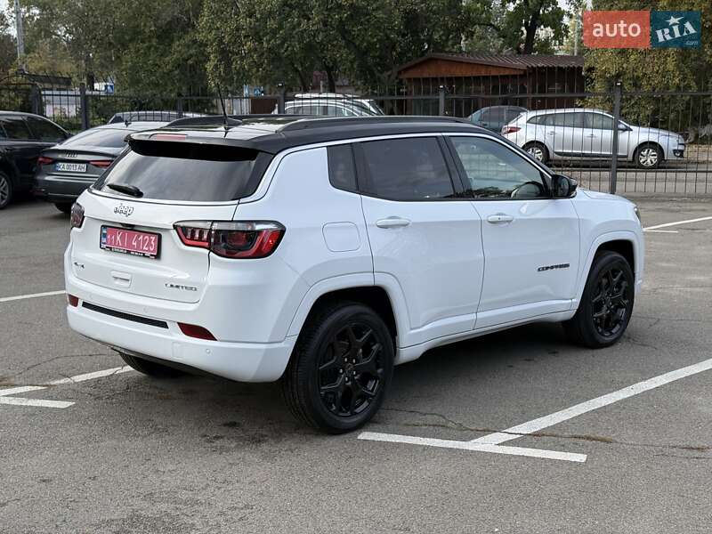 Внедорожник / Кроссовер Jeep Compass 2024 в Киеве