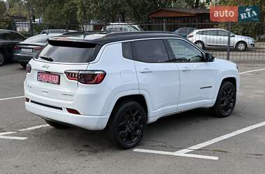 Внедорожник / Кроссовер Jeep Compass 2024 в 