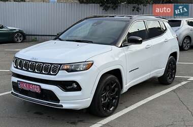 Внедорожник / Кроссовер Jeep Compass 2024 в 