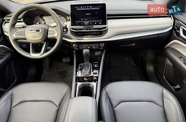 Внедорожник / Кроссовер Jeep Compass 2024 в 