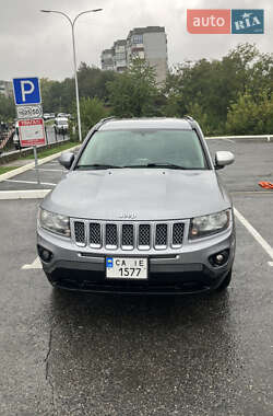 Позашляховик / Кросовер Jeep Compass 2016 в Умані