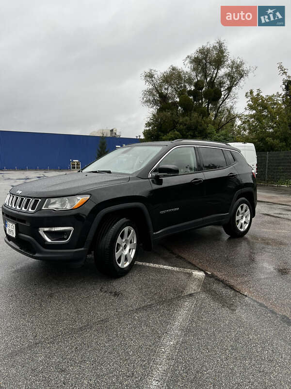 Внедорожник / Кроссовер Jeep Compass 2017 в Черновцах
