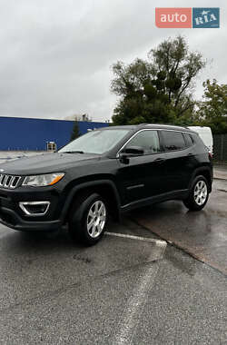 Внедорожник / Кроссовер Jeep Compass 2017 в 