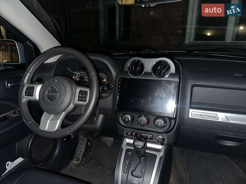Внедорожник / Кроссовер Jeep Compass 2013 в Днепре