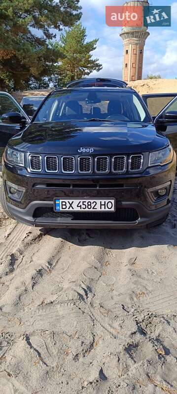 Внедорожник / Кроссовер Jeep Compass 2017 в Славуте