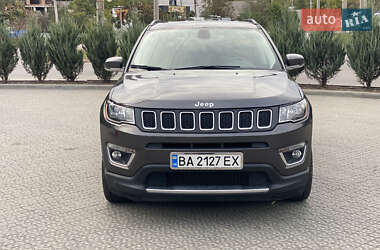 Внедорожник / Кроссовер Jeep Compass 2020 в 