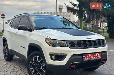 Внедорожник / Кроссовер Jeep Compass 2019 в 