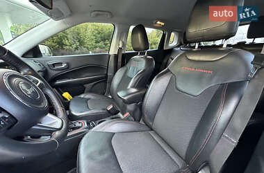 Внедорожник / Кроссовер Jeep Compass 2019 в 