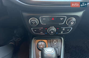 Внедорожник / Кроссовер Jeep Compass 2019 в 
