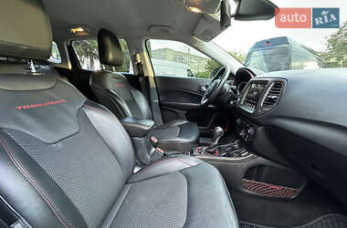 Внедорожник / Кроссовер Jeep Compass 2019 в 