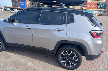 Внедорожник / Кроссовер Jeep Compass 2019 в 
