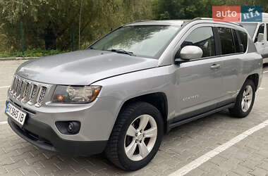 Внедорожник / Кроссовер Jeep Compass 2014 в 