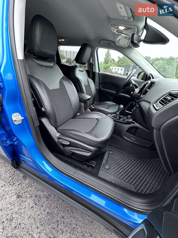 Внедорожник / Кроссовер Jeep Compass 2020 в Киеве
