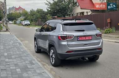 Внедорожник / Кроссовер Jeep Compass 2018 в 