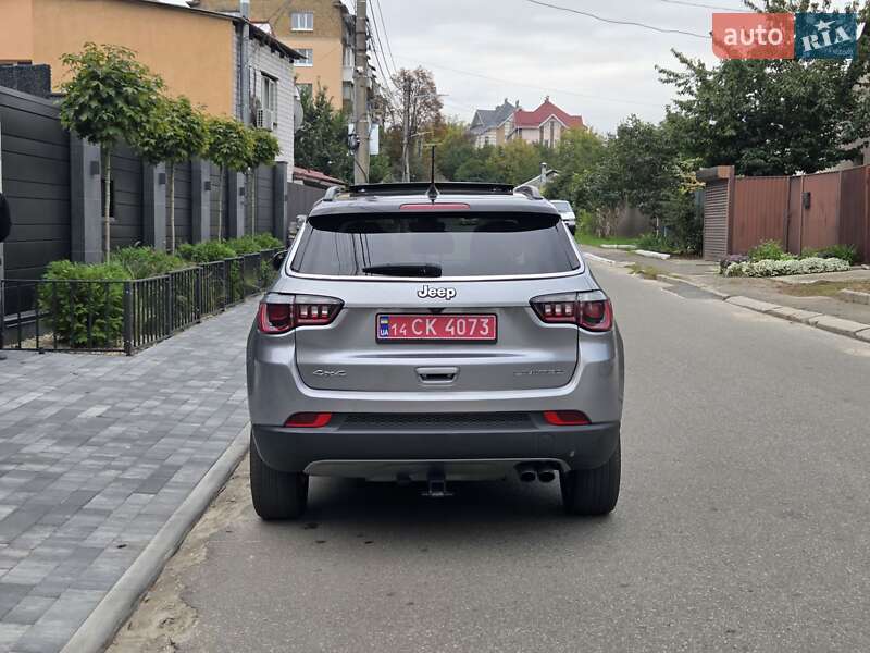 Внедорожник / Кроссовер Jeep Compass 2018 в Киеве