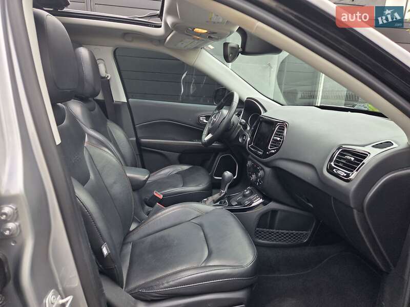 Внедорожник / Кроссовер Jeep Compass 2018 в Киеве