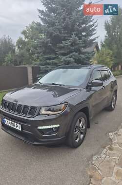 Внедорожник / Кроссовер Jeep Compass 2018 в 