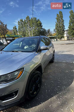 Внедорожник / Кроссовер Jeep Compass 2018 в Змиеве