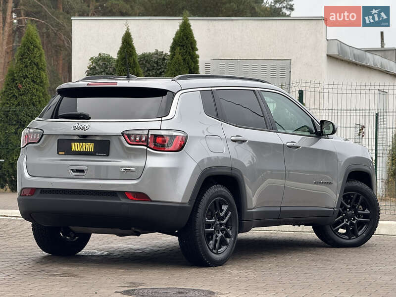 Внедорожник / Кроссовер Jeep Compass 2020 в Киеве