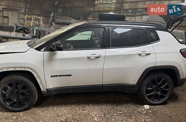 Внедорожник / Кроссовер Jeep Compass 2024 в 