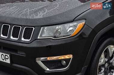 Внедорожник / Кроссовер Jeep Compass 2019 в 