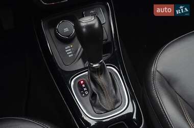 Внедорожник / Кроссовер Jeep Compass 2019 в 