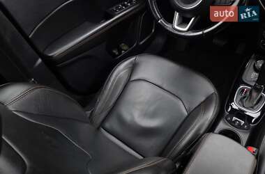Внедорожник / Кроссовер Jeep Compass 2019 в 