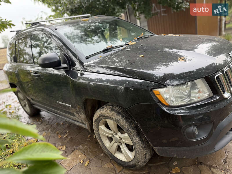Позашляховик / Кросовер Jeep Compass 2012 в Києві