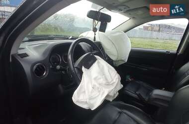 Внедорожник / Кроссовер Jeep Compass 2010 в 