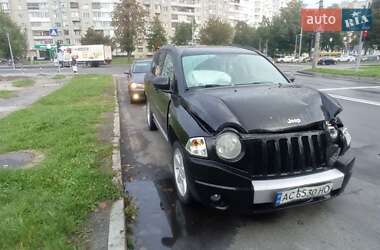 Внедорожник / Кроссовер Jeep Compass 2010 в 