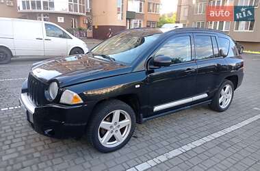 Внедорожник / Кроссовер Jeep Compass 2010 в 
