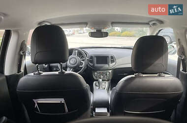 Внедорожник / Кроссовер Jeep Compass 2021 в 