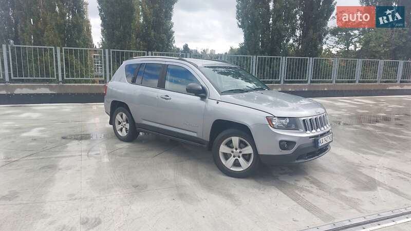 Внедорожник / Кроссовер Jeep Compass 2016 в Киеве фото 9 Внедорожник / Кроссовер Jeep Compass 2016 в Киеве