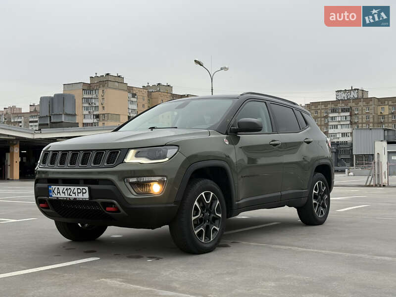 Внедорожник / Кроссовер Jeep Compass 2020 в 