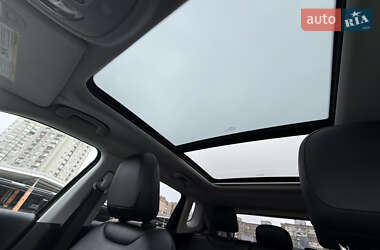 Внедорожник / Кроссовер Jeep Compass 2020 в 