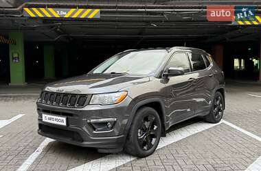Внедорожник / Кроссовер Jeep Compass 2019 в 