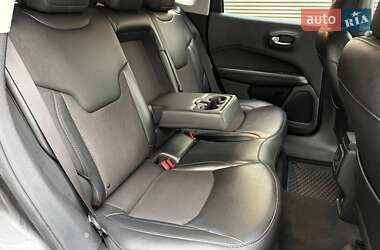 Внедорожник / Кроссовер Jeep Compass 2019 в 