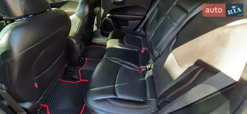 Внедорожник / Кроссовер Jeep Compass 2017 в Ахтырке