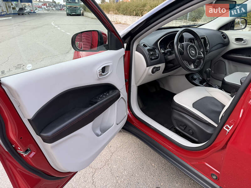 Внедорожник / Кроссовер Jeep Compass 2020 в Запорожье