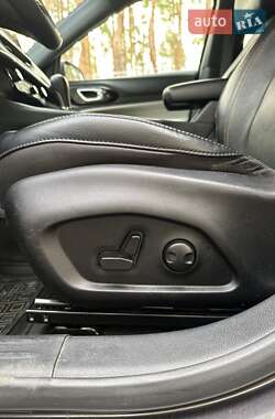 Внедорожник / Кроссовер Jeep Compass 2023 в 