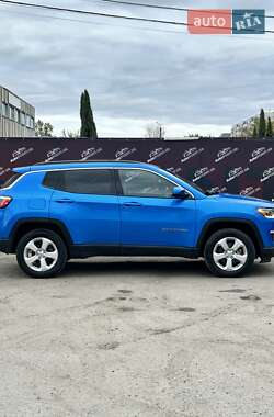 Внедорожник / Кроссовер Jeep Compass 2018 в 
