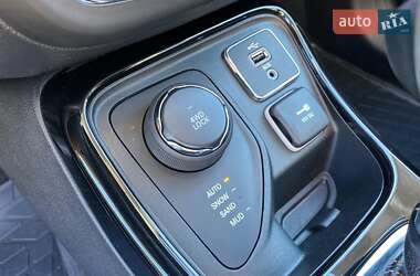 Внедорожник / Кроссовер Jeep Compass 2017 в 