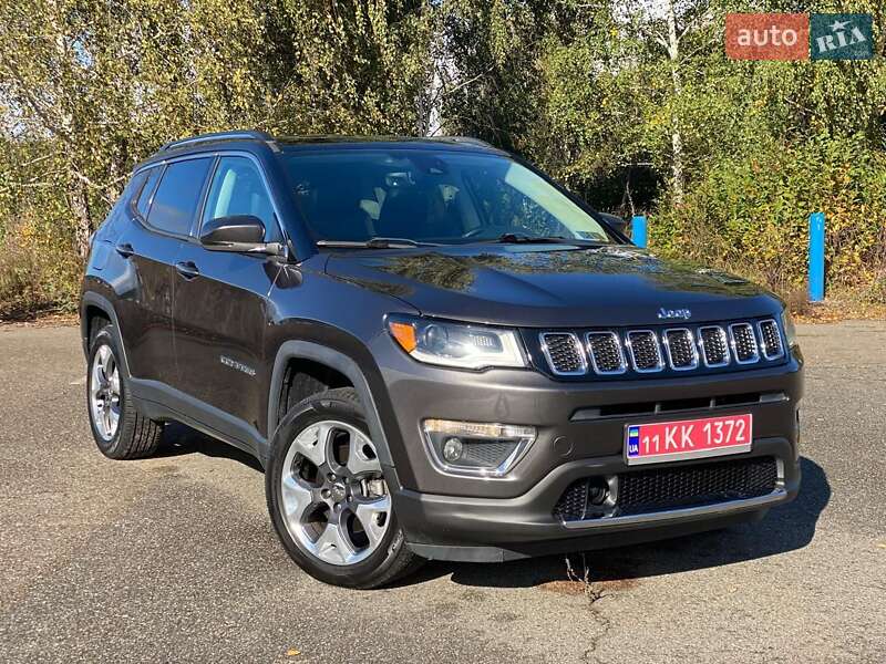 Внедорожник / Кроссовер Jeep Compass 2017 в Киеве