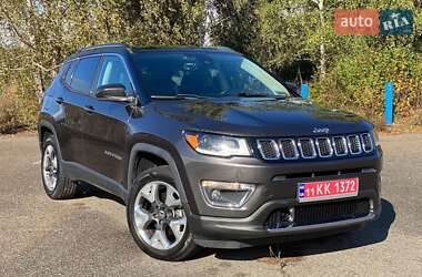 Внедорожник / Кроссовер Jeep Compass 2017 в 