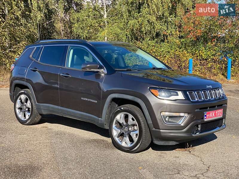 Внедорожник / Кроссовер Jeep Compass 2017 в Киеве