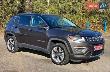 Внедорожник / Кроссовер Jeep Compass 2017 в 