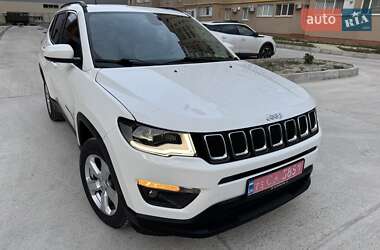Внедорожник / Кроссовер Jeep Compass 2017 в Киеве