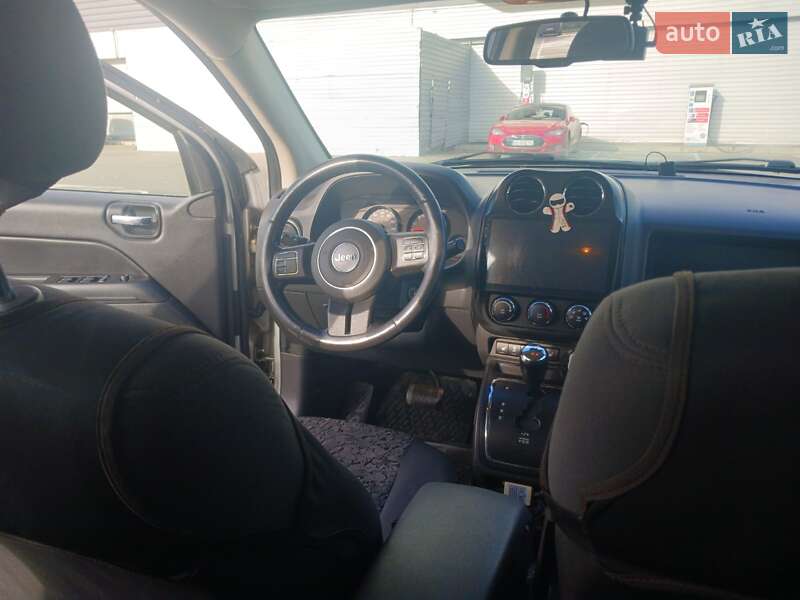 Внедорожник / Кроссовер Jeep Compass 2012 в Киеве