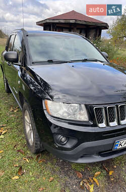 Внедорожник / Кроссовер Jeep Compass 2012 в Киеве