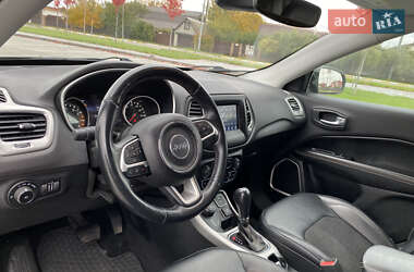 Внедорожник / Кроссовер Jeep Compass 2017 в 